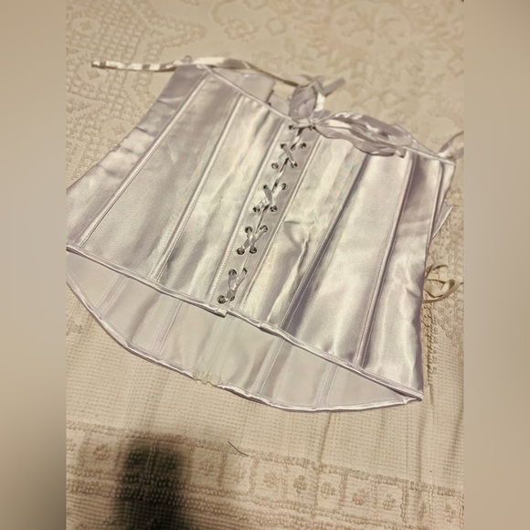 Nwt White Plus size Corset and Thong set - Picture 2 of 4